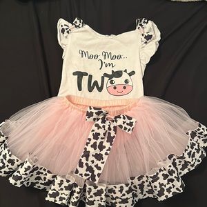 MooMoo I’m two birthday outfit
